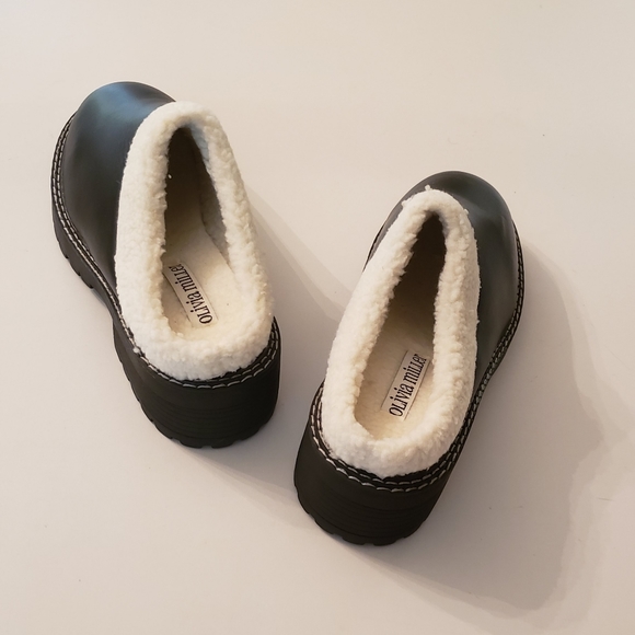 Original Olivia Miller Clogs - Picture 2 of 3